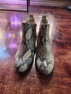 Snake-Print Ankle Booties in Beige and Black